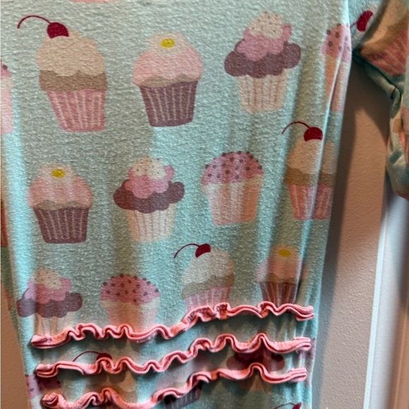 KicKee Pants Summer Sky Cupcakes Classic Ruffle Footie Pink Blue 3-6 - Picture 4 of 6